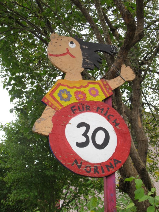 Norina speed limit sign