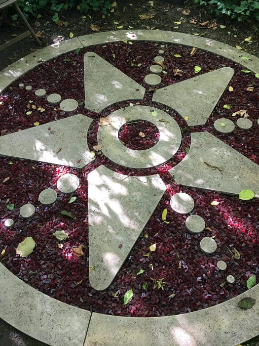 Star and circles floor design