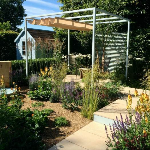 Final5 Retreat garden