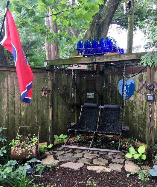 Selfie station at the Cooper-Young Garden Walk 2022