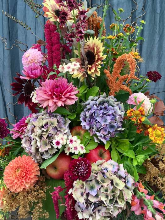 Blooming Lovely design by Ann Coulton, Southport Flower Show