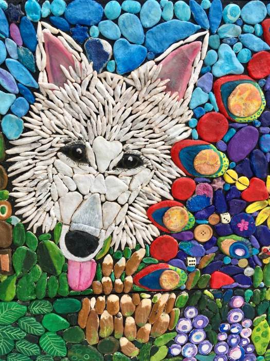 White dog mosaic by Lian de Gier