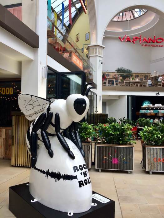 Bee in the City: Rock N Roll