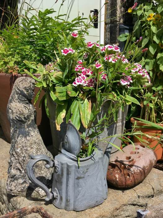 Garden accessories, Heptonstall